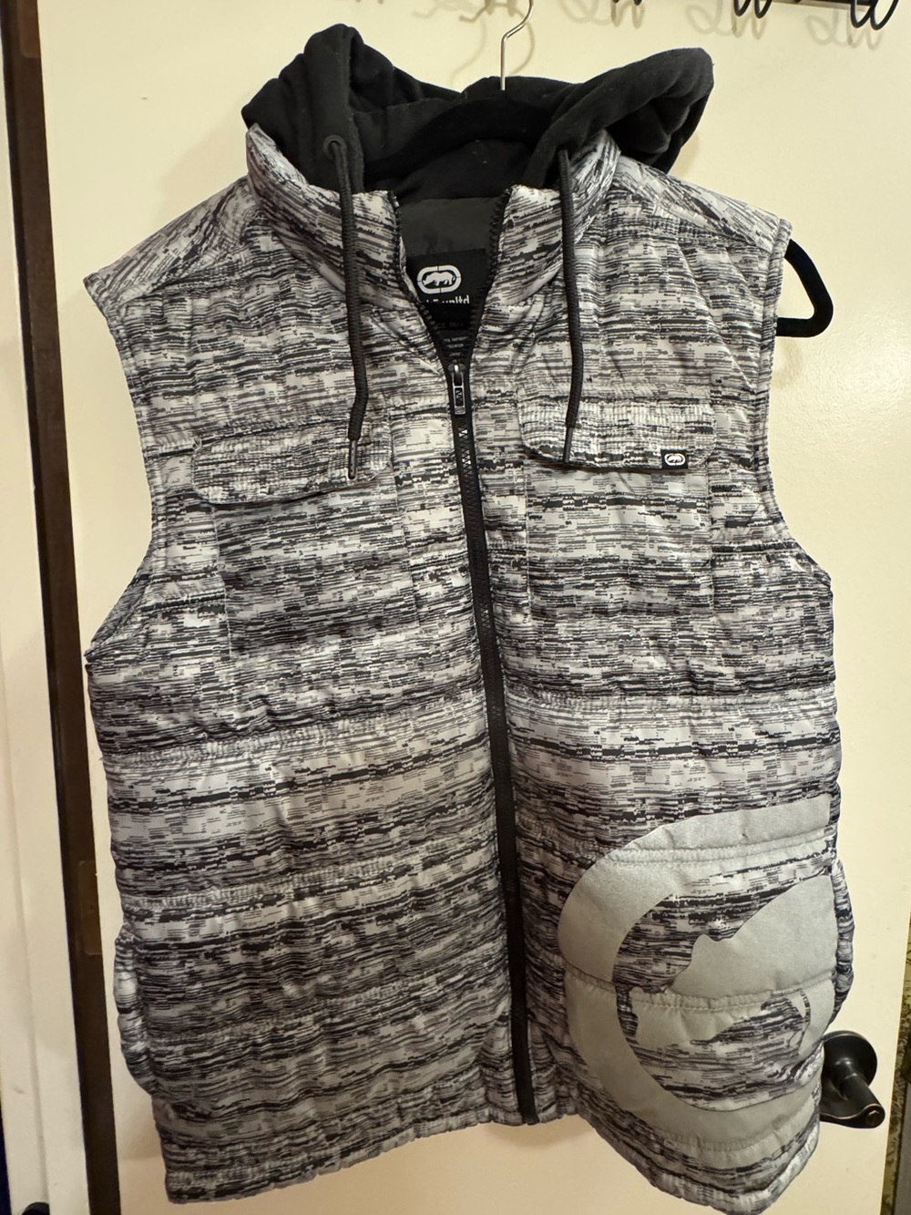 EUC ecko unltd. Hoodie Puffer Vest // M